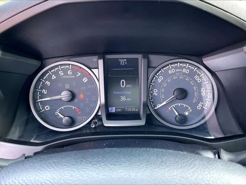 Used 2020 Toyota Tacoma TRD Sport image 19