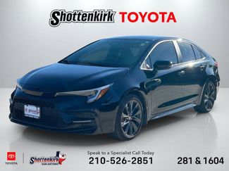 Used 2025 Toyota Corolla SE video 1