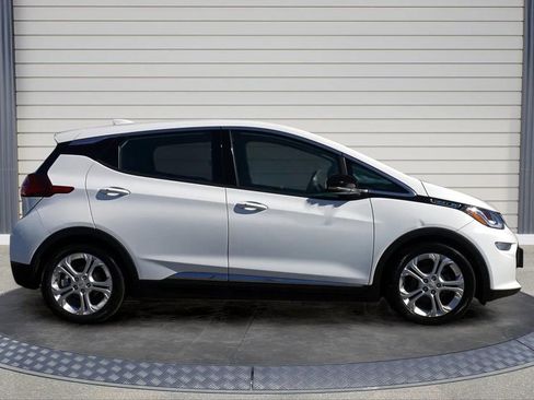 Used 2019 Chevrolet Bolt LT FWD image 8
