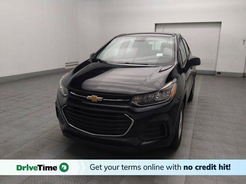 Used 2020 Chevrolet Trax LS FWD image 1