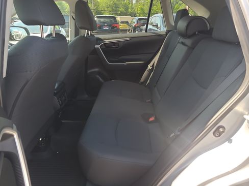 Certified 2024 Toyota RAV4 LE AWD/4WD image 27