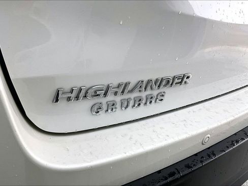 Used 2016 Toyota Highlander Limited image 42