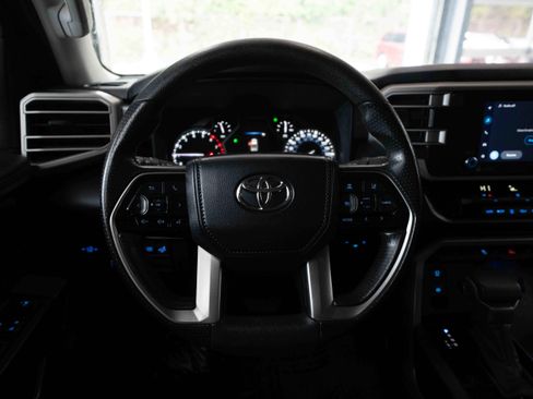 Used 2022 Toyota Tundra SR5 w/ Convenience Package image 21