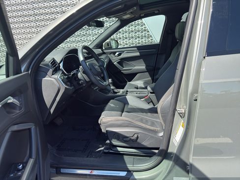 Used 2023 Audi Q3 2.0T Premium Plus image 16