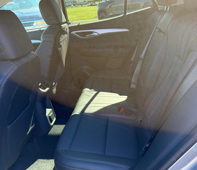 Used 2024 Buick Envision Avenir AWD/4WD image 5