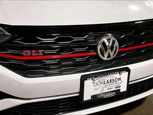 Used 2021 Volkswagen Jetta GLI image 10