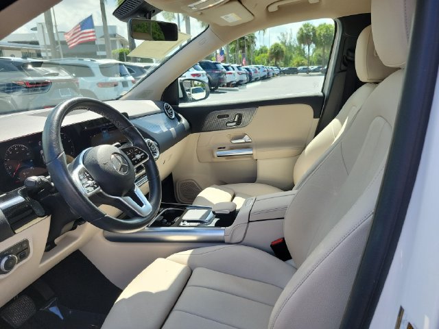 Used 2022 Mercedes-Benz GLA 250 4MATIC image 16