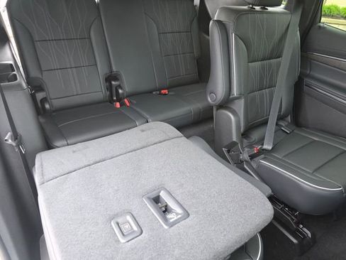 New 2026 Buick Enclave Avenir AWD/4WD image 23
