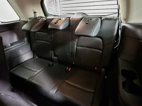 Used 2023 Nissan Pathfinder SL image 27