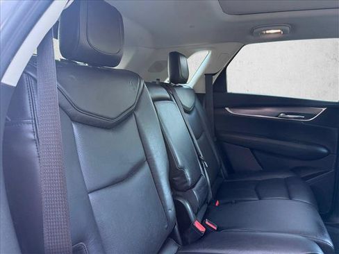 Used 2018 Cadillac XT5 Premium Luxury FWD image 23