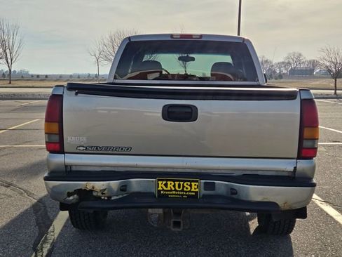 Used 2002 Chevrolet Silverado 1500 LS w/ Off-Road Pkg image 4