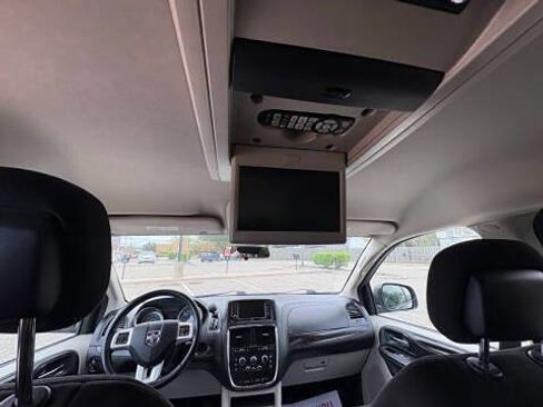 Used 2012 Dodge Grand Caravan SXT image 33