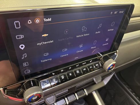 Used 2025 Chevrolet Colorado LT w/ Advanced Trailering Package AWD/4WD image 34
