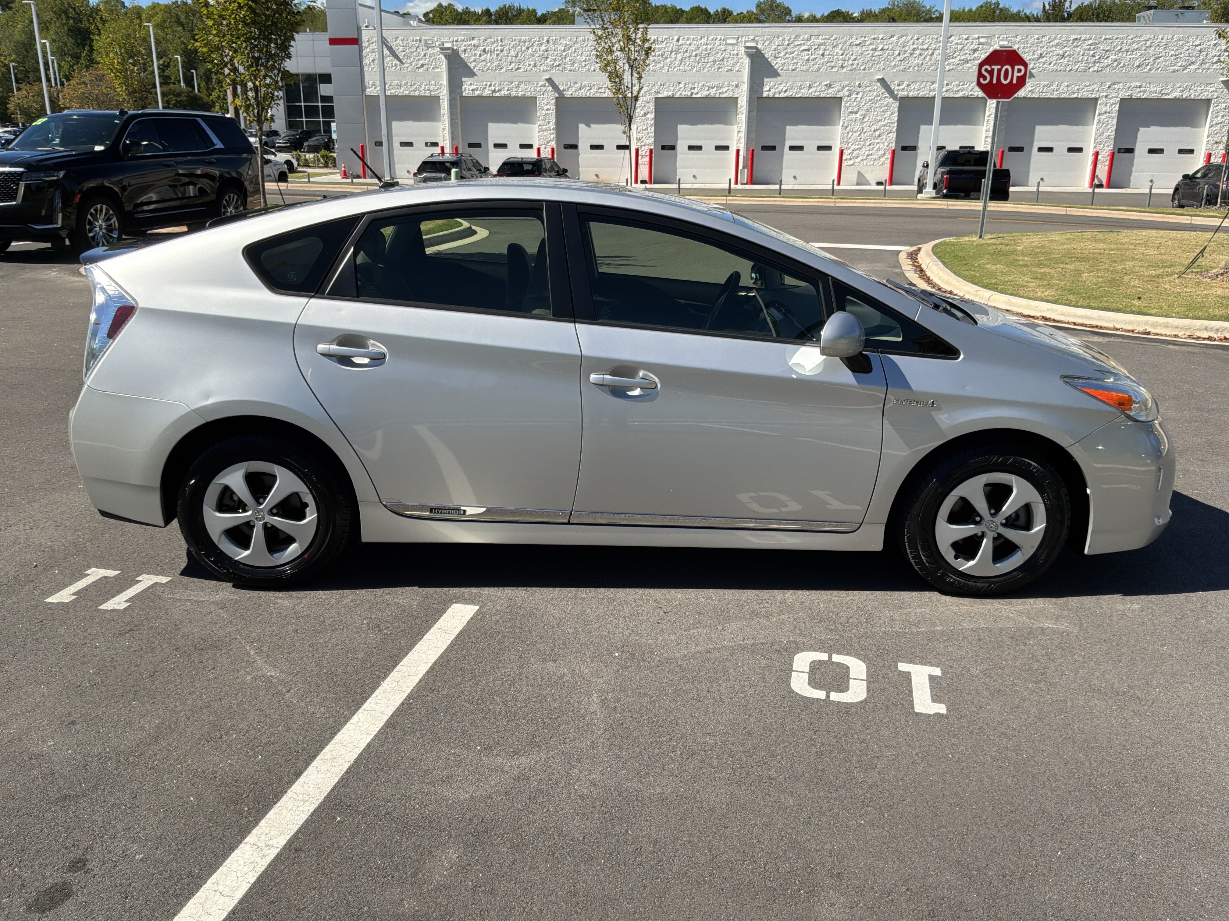 Used 2015 Toyota Prius Two FWD image 11