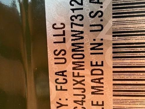 Used 2021 Jeep Wrangler Unlimited Rubicon w/ Dual Top Group image 40