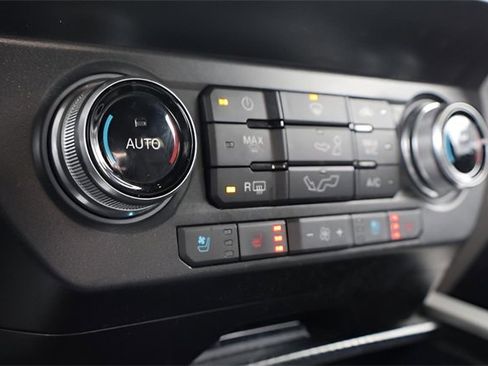 Used 2020 Ford F150 Lariat w/ Equipment Group 502A Luxury image 23