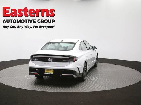 Used 2025 Hyundai Sonata SEL FWD image 39