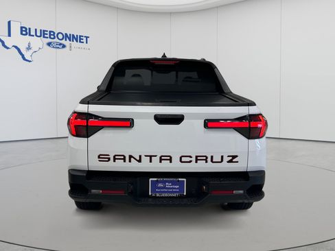 Used 2024 Hyundai Santa Cruz SEL w/ Activity Package FWD image 6