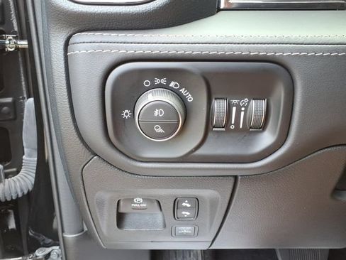 Certified 2025 RAM 1500 Limited AWD/4WD image 20
