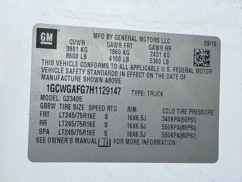 Used 2017 Chevrolet Express 2500 image 11