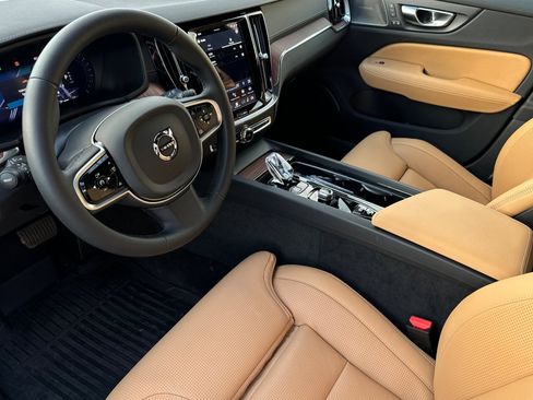 New 2026 Volvo V60 B5 Cross Country Ultra w/ Protection Package Premier image 9