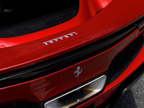 Used 2023 Ferrari 296 GTS RWD image 35