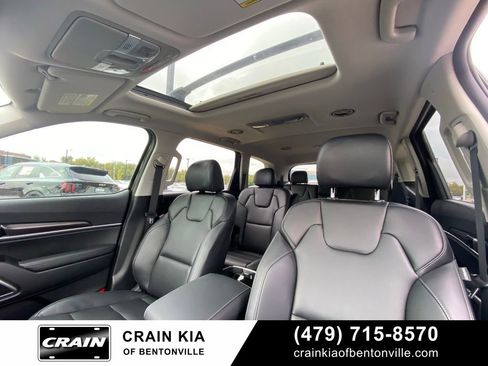 New 2025 Kia Telluride S image 3