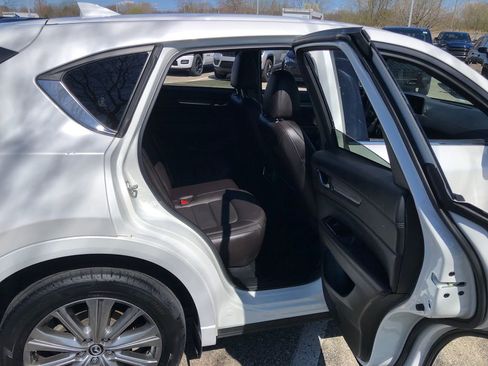 Used 2023 MAZDA CX-5 Signature AWD/4WD image 25