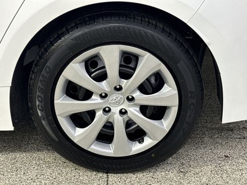 Used 2023 Toyota Corolla LE FWD image 16