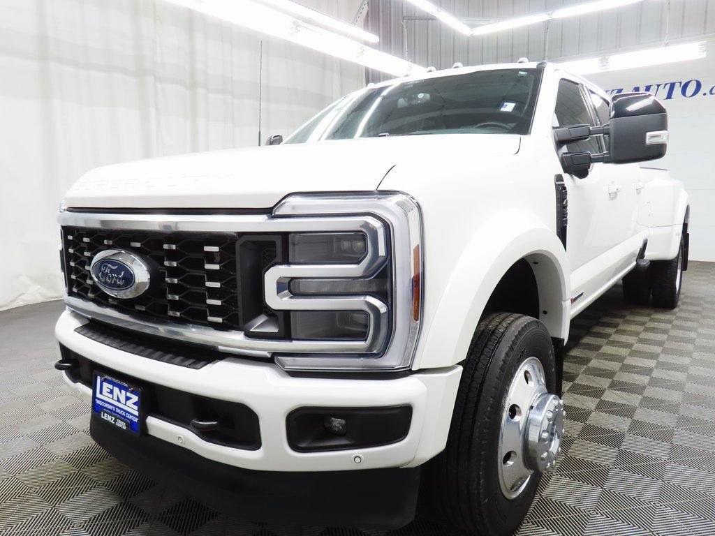 Used 2025 Ford F450 Platinum w/ FX4 Off-Road Package AWD/4WD image 6
