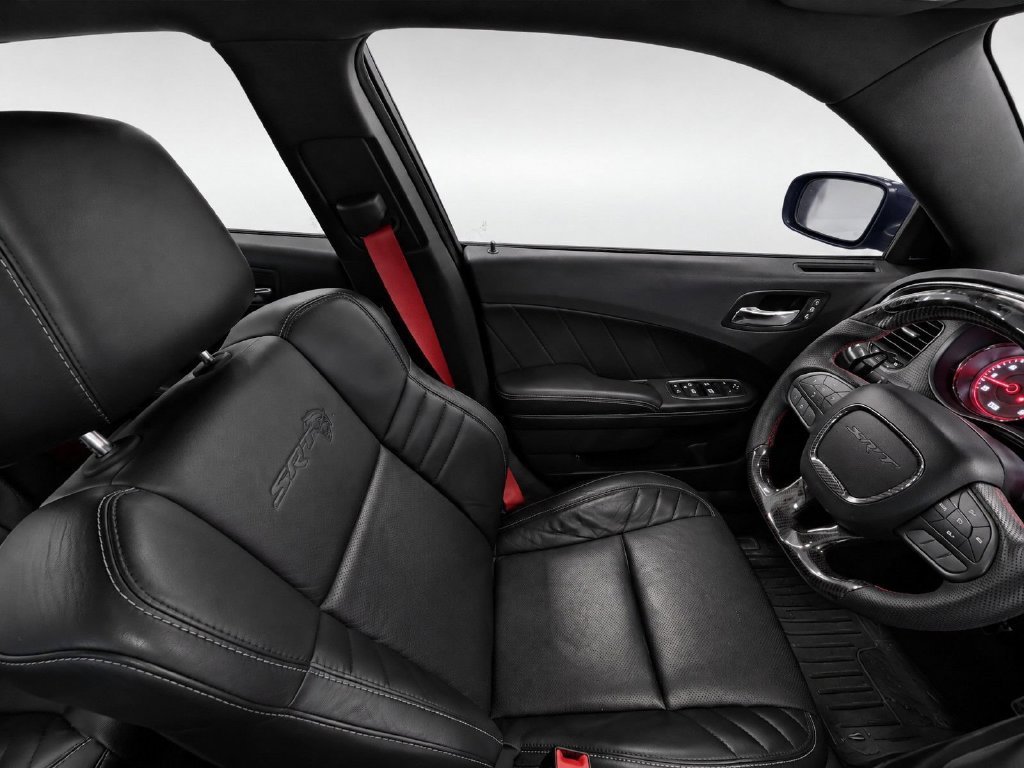 Used 2017 Dodge Charger SRT Hellcat w/ Harman/Kardon Audio Group RWD image 10