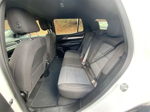 Used 2025 GMC Terrain Elevation image 24