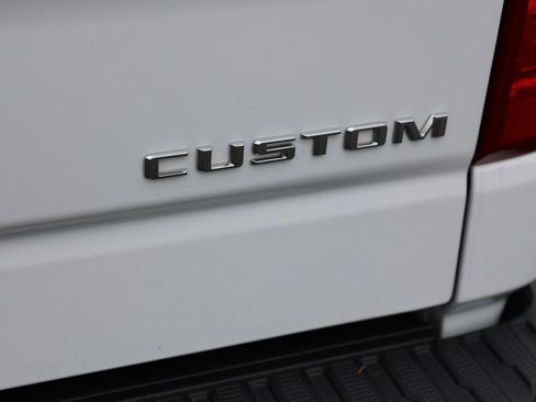 Used 2023 Chevrolet Silverado 1500 Custom image 14