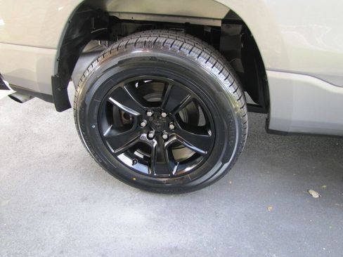 Used 2021 RAM 1500 Big Horn image 26