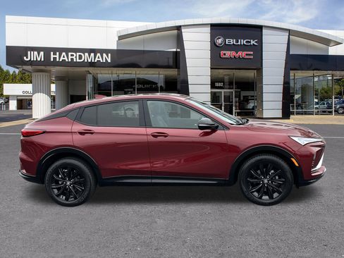 Used 2024 Buick Envista Sport Touring image 8