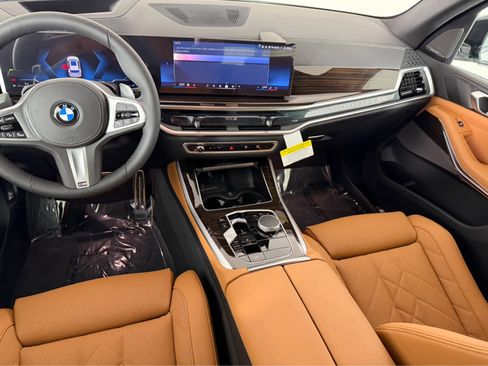 New 2026 BMW X5 xDrive40i w/ M Sport Package image 12