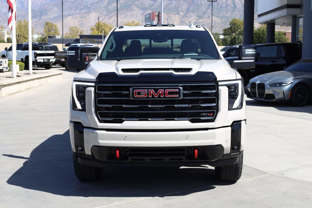 New 2026 GMC Sierra 2500 AT4 w/ AT4 Premium Plus Package AWD/4WD image 9