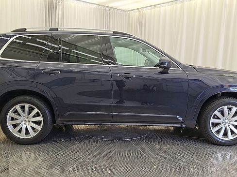 Used 2016 Volvo XC90 T6 Momentum AWD/4WD image 6