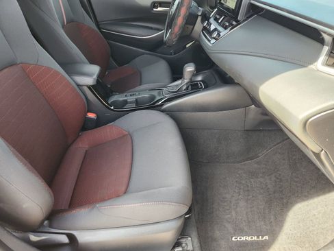 Used 2024 Toyota Corolla SE image 17
