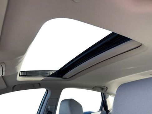 New 2025 Honda Accord SE image 12