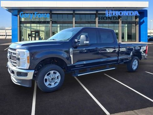Used 2025 Ford F250 XLT image 4