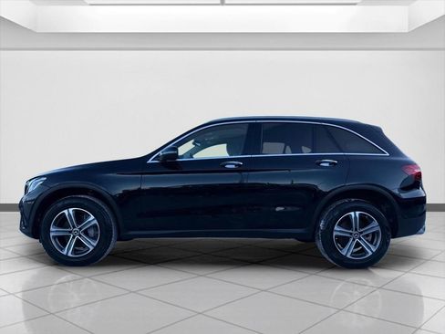 Used 2019 Mercedes-Benz GLC 300 4MATIC image 2