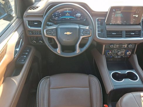 Used 2024 Chevrolet Tahoe High Country image 13