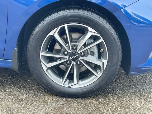 Certified 2023 Kia Forte LXS image 9