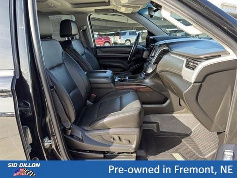 Used 2018 GMC Yukon XL SLT w/ Premium Edition AWD/4WD image 18