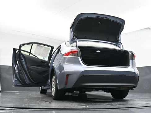 Used 2023 Toyota Corolla LE image 47