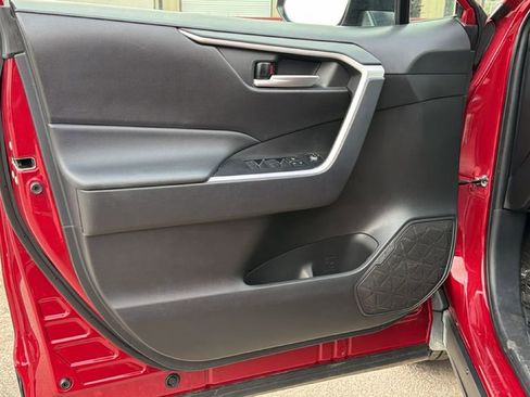 Certified 2025 Toyota RAV4 XLE FWD image 13