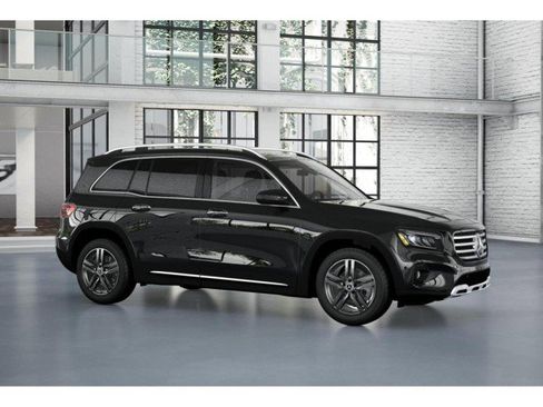 Used 2025 Mercedes-Benz GLB 250 image 13