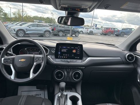 Certified 2023 Chevrolet Blazer LT w/ Convenience Package image 14