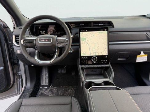 New 2026 GMC Terrain Elevation w/ Elevation Premium Package image 2